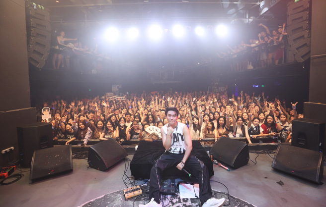 陳德修持續音樂創作。（圖／陳德修工作室提供）