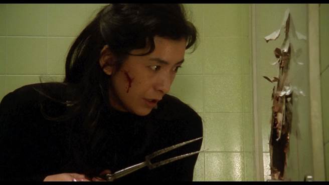 《门》大胆前卫、血肉模糊的风格，挑战80年代肉体恐怖电影极限。（雄影提供）