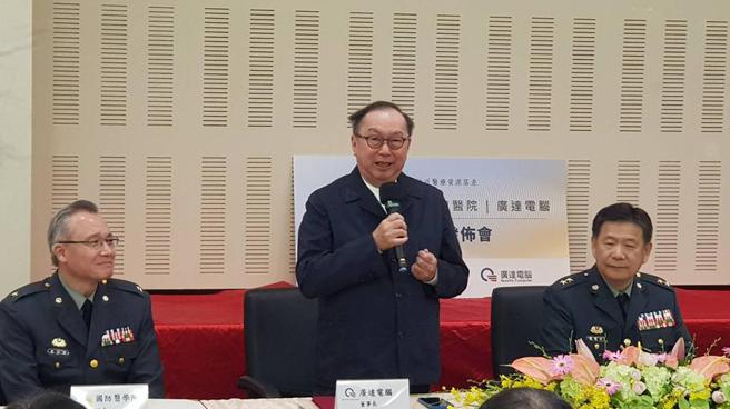 （广达董事长林百里1日表示，对AI未来发展看好，但「股价是别人决定的」。图／翁毓岚提供）