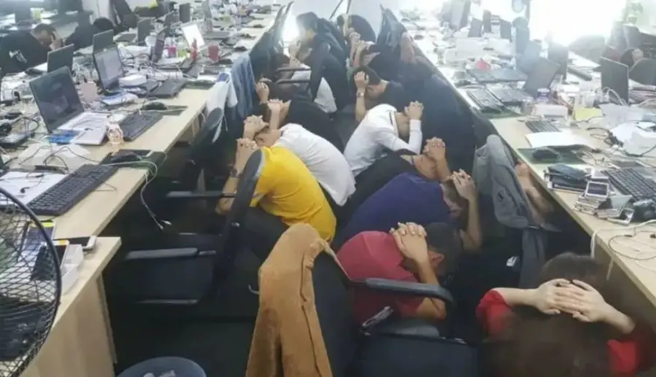 以极度暴力方式进行诈骗的缅北电信诈骗集团最近受到高度关注，许多受骗的青年来自大陆，大陆民间因此呼吁政府以雷霆之力积极解决此一问题。（图／腾讯网）