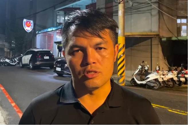 ▲市议员施伟政表示，德安路与復兴路口号志有5种时相，未来也有大型社区有人潮进驻，未来将会更危险，希望政府能妥善规画改善，避免类似悲剧再发生。（市议员施伟政提供／徐佑升基隆传真）