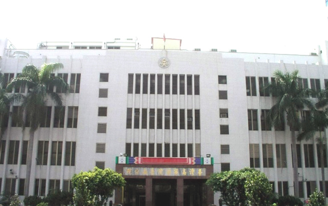 該名女學生與其父向教師提告求償，一審判他們敗訴；二審時，台南高分院認為女學生與其父已獲國賠，因此判教師不必賠償定讞。（圖 / 中時資料照）