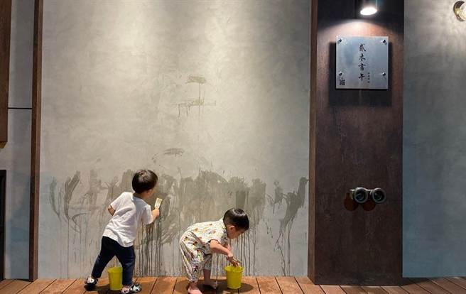 「貳木言午親子友善餐廳」獲「雄挺利」利息補貼，讓業者更有餘裕投入兒童空間的建置。（柯宗緯翻攝）
