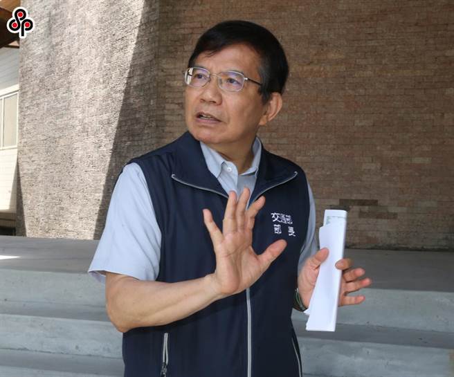 交通部长王国材。（本报资料照）