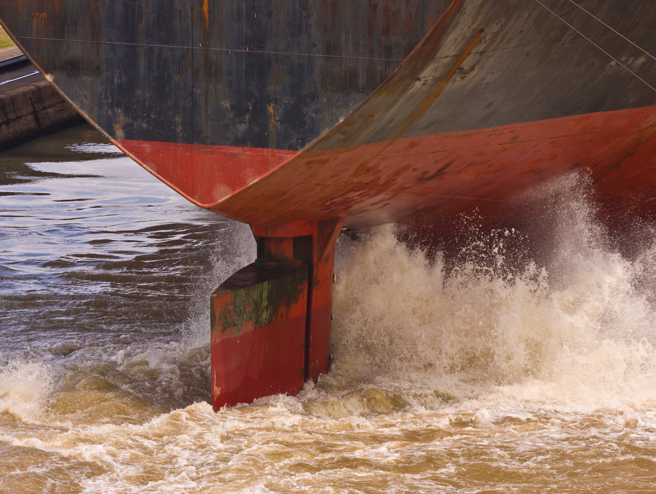 4名奈及利亚男子躲在货轮船舵的狭小空间内，歷经14天海上漂流，终于抵达巴西。（示意图／Shutterstock）