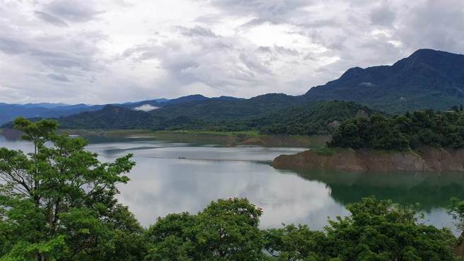 台南市上月30日降下暴雨，仍未帮曾文水库带入足够水量。（南区水资源局提供／程炳璋台南传真）