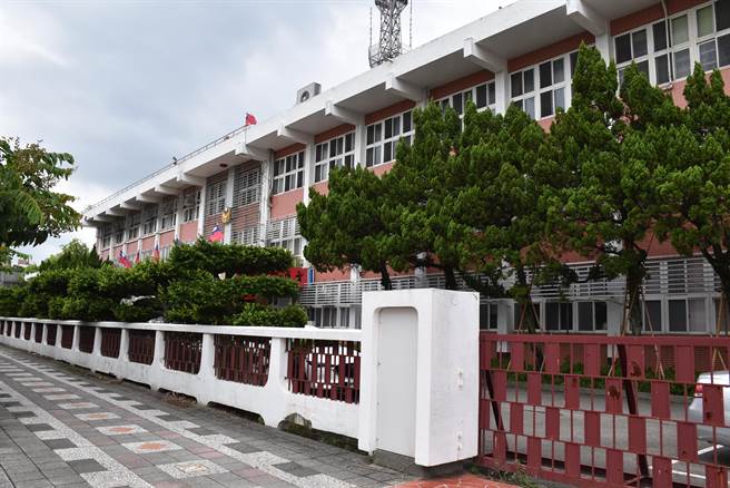 苗栗縣警局啟用已超過50年，已規畫重建新大樓。（謝明俊攝）