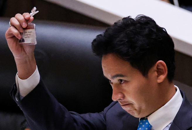 前進黨黨魁及眾議員皮塔（Pita Limjaroenrat）(圖/路透社)