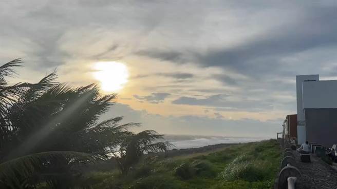 卡努颱风来袭，台东县兰屿乡、绿岛乡8月4日停班停课。（萧嘉蕙摄）