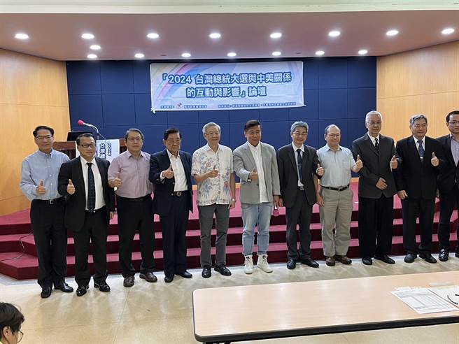 两岸圆桌论坛今早举办「2024台湾总统大选与中美关系互动与影响」记者会。（林劲杰摄）