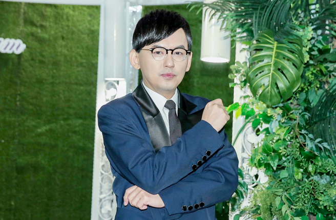 黄子佼涉猥亵女网友，住处遭搜索妻子孟耿如在场。(中时资料库)