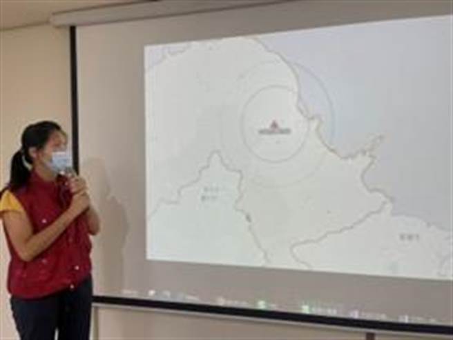 防疫人員用GPS定位系統，快速追蹤運輸車輛的軌跡及路徑。（新北市動保處提供）