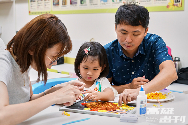 雖然是雙薪家庭，禹喬父母都有共識要多花時間陪伴孩子，禹喬爸爸說：「陪伴她，看著她慢慢成長，我覺得是最幸福的時刻。」(攝影/Cindy Lee)
