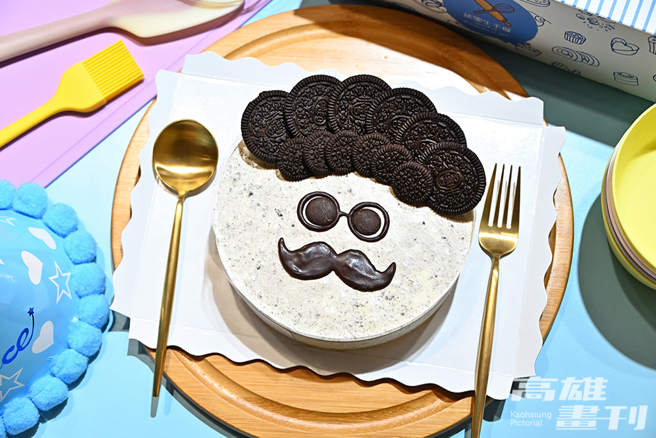 柒零生手做DIY烘焙今年父亲节推出「帅气ㄡˇ爸生乳酪蛋糕」，内馅可选择OREO和双倍芋泥两种口味。(摄影/Carter)