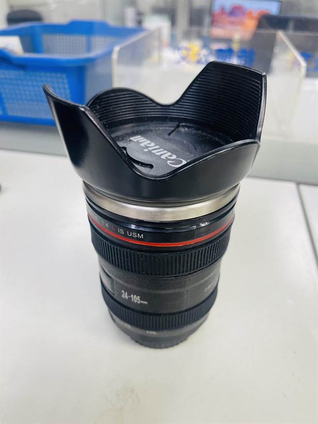 中市曾男因沈迷品及线上游戏，卖房散尽家产，还铤而走险贩毒，交易时将毒藏在相机镜头内掩护。（民眾提供／陈淑芬台中传真）