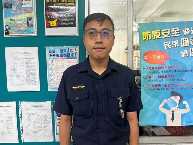 北市警内湖分局港墘派出所员警陈奎凯从警10年至今，已拦阻诈骗10余次。(翻摄照片／林郁平台北传真)