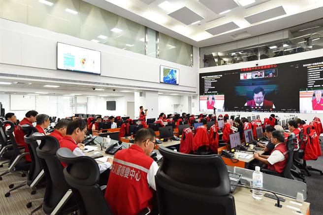 感谢副院长郑文灿直接前往南投县协助现地应变，提供最即时的协助。（摘自陈建仁脸书／杨亚璇台北传真）