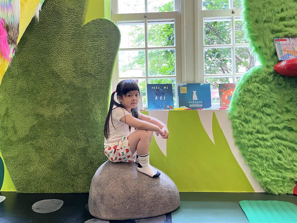 台北當代藝術館專為12歲以下孩童打造的「U12小玩藝空間」，提供不同藝術學習空間。（老爺酒店集團提供）