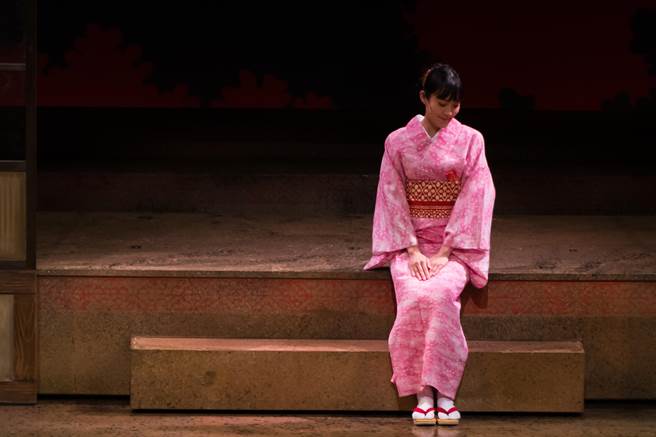 陈希瑀于《KANO》音乐剧「台湾期间限定特别舞台」换装和服。（少爷剧场提供）