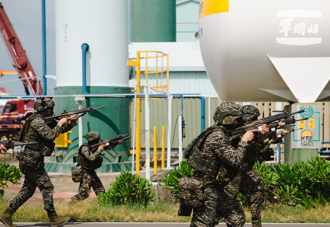 保二總隊「軍事訓練」本月開訓  735名官警「反恐訓練中心」操3個月