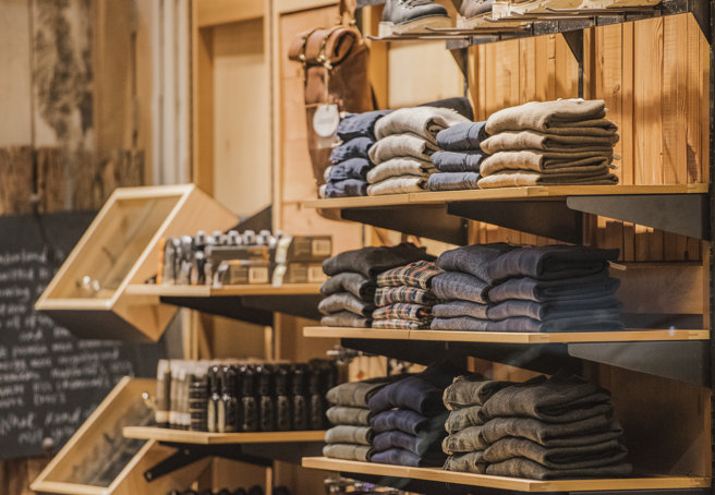 一名女子大讚店許多店家的廁所有提供衛生棉、牙線等物品。（圖／示意圖，達志影像）