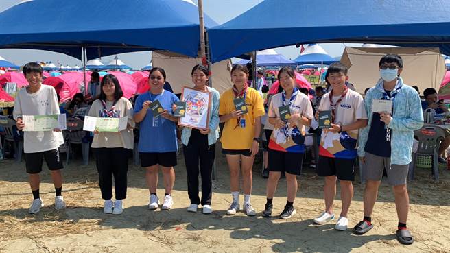 宜蘭孩童們玩得很開心，預計9號撤離至附近校區繼續活動。（方世源提供／吳佩蓉宜蘭傳真）