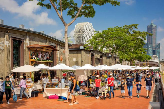 驳二艺术特区也是外籍游客必访景点之一。（图片来源：高雄市观光局提供）