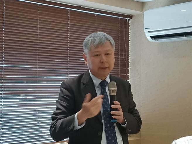 港務公司董事長李賢義(簡立欣攝)