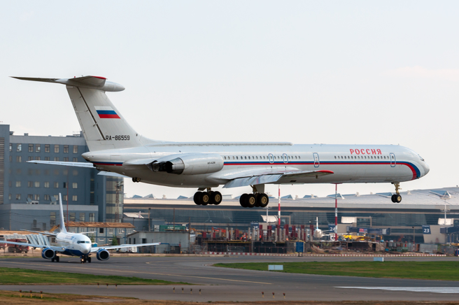 俄罗斯行政专机IL-62，被卫星发现前往北韩一趟，可能是商谈军事合作。(图/shutterstock)