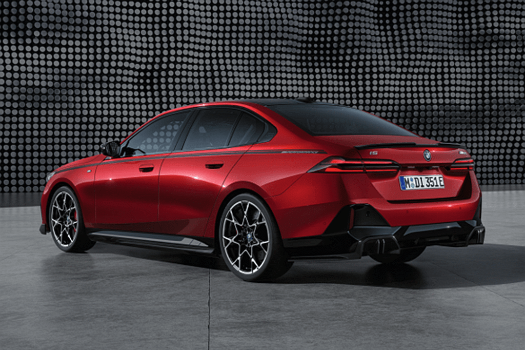 性能表現再精進！BMW M Performance推出新世代5 Series改裝升級套件(圖/Carstuff)