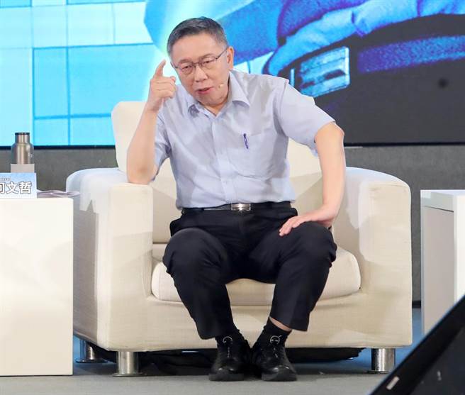 中时前总编辑张景为认为，负面争议对柯文哲没有杀伤力，可以用其他话题转一，但要小心哪天碰到一个很严重的议题，就会被重创。（本报资料照片）