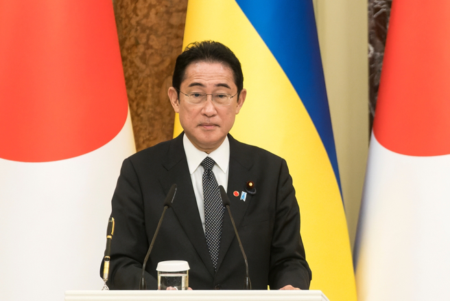 日本首相岸田文雄与伊朗外交部长阿布杜拉希安会面，并在会中对伊朗扩大核相关活动表达严重忧虑。（资料照/shutterstock）