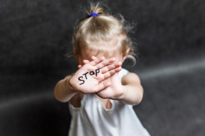 爆出性侵案的幼兒園已經被勒令停托，教育局正進行行政調查，而社會局也介入輔導。（示意圖／123RF）