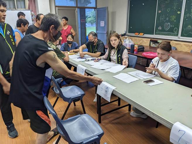 蘇花安行經路段，秀林鄉克尼布部落昨晚辦諮商同意投票，出席戶數不足，流會。（蘇花改工程處提供／王志偉花蓮傳真）