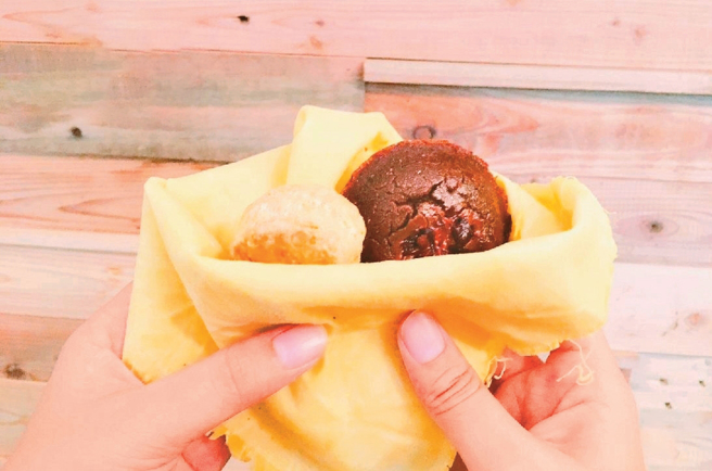 蜂蜡布比塑料保鲜膜来得天然安全、经济实惠。（图／三时生活实验室）