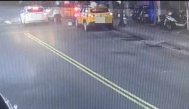 新北市汐止區中興路KTV，今（10）日凌晨01時09分許，發生打架糾紛。（翻攝畫面）