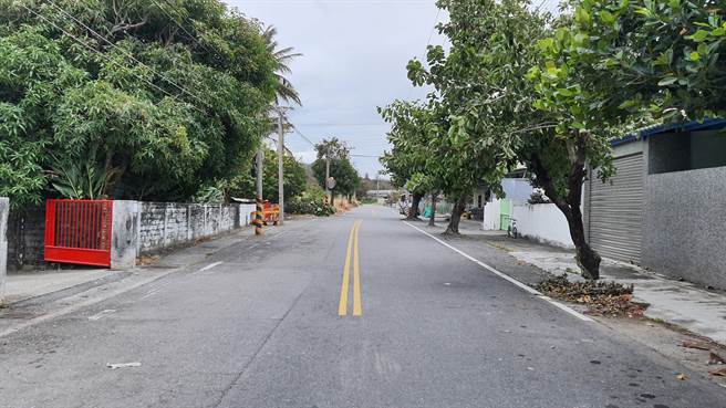 台東縣府原預計拓寬東44線鄉道，多次遭反對，縣府今天表示尊重部落決議取消拓寬工程。（蔡旻妤攝）