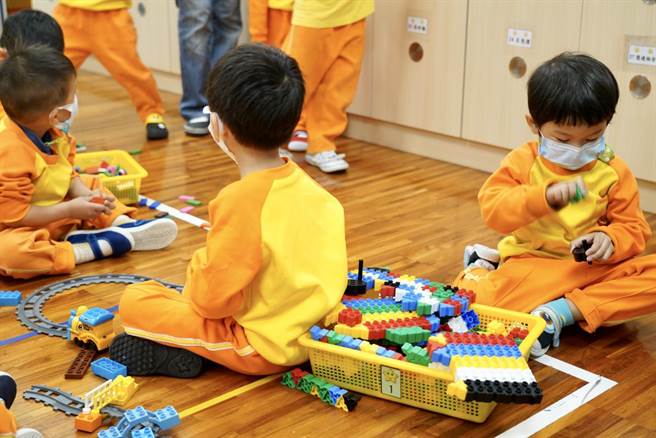 北市鼓励147所公立幼儿园班班装设工作记录器，预计分4年补助，装设经费约需3000万。图为示意图。（北市教育局提供）