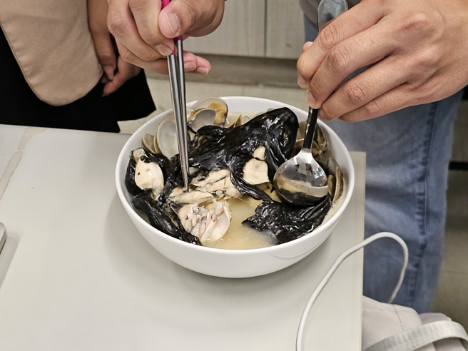 雲林一間拉麵店推出「青蛙拉麵」引起討論。（圖／讀者提供）