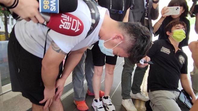 艺人马国毕酒驾无保请回，鞠躬道歉「我犯了低级错误」。(陈志贤摄)