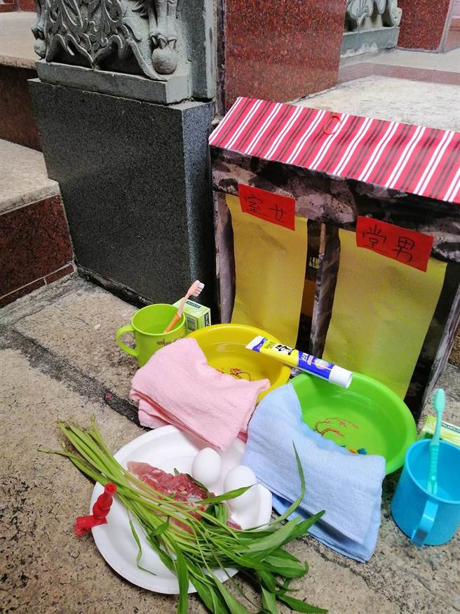 少数庙宇甚至制作翰林所，即是提供好兄弟沐浴梳洗的地方。（台南文史工作者谢奇峰提供／程炳璋台南传真）