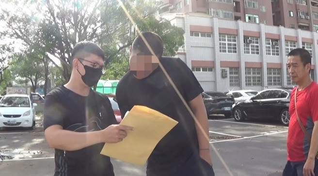 台南警方拘提陈姓男子等5名车手到案，询后依诈欺、洗钱防制法等罪嫌移送侦办，另持续溯源追查集团幕后成员。（图／警方提供）