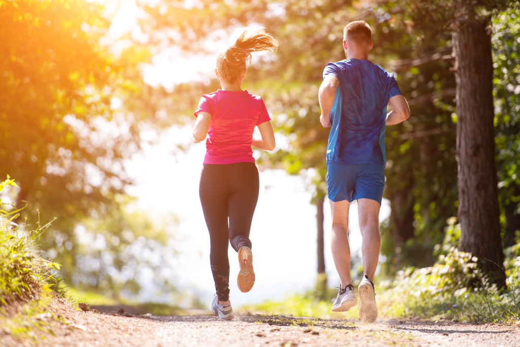 维持良好运动习惯可延年益寿。跨国科学家最近找出可让早逝风险大降50%的最佳运动建议。（图／Shutterstock）(photo:ChinaTimes)