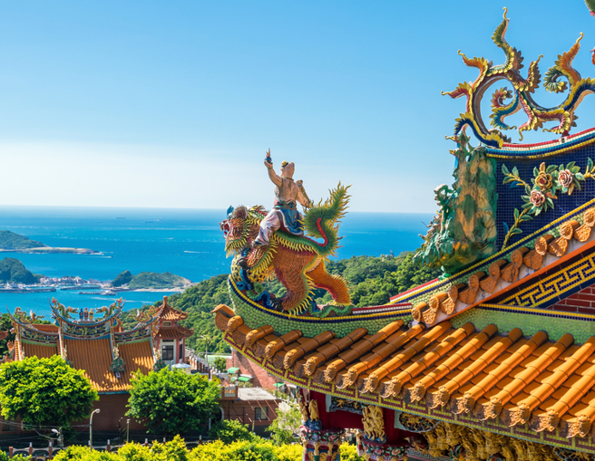 一名網友認為台灣寺廟慘輸日韓，引起討論。（圖／shutterstock）