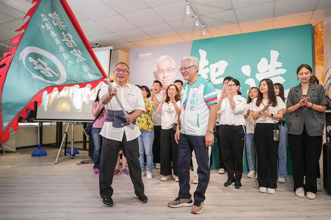 郭倍宏近日招兵買馬，動作頻頻，今（12）日更宣布成立競選後援會總會。（郭倍宏競選團隊提供／柯宗緯高雄傳真）