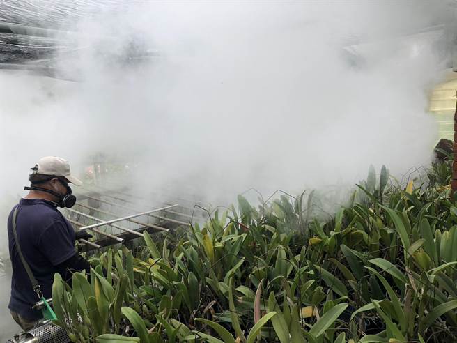 卫生局强调，提醒民眾务必配合各项传染病防治工作，应定期检视居家范围及居家户内外的环境巡检外，落实「巡」、「倒」、「清」、「刷」4大防治原则。 （彰化县卫生局提供／吴建辉彰化传真）