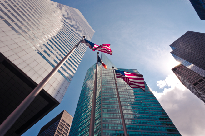 美国纽约州日前拍板定案，要在曼哈顿市中心兴建一栋摩天大楼，并保留其中部分住户给911事件的幸存者和受难家属。（图／Shutterstock）