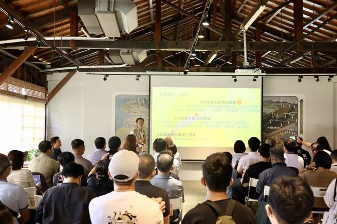 嘉义市推「木都3.0」，官产学研讨「新式木构造」可行性。（嘉义市政府提供／廖素慧嘉市传真）