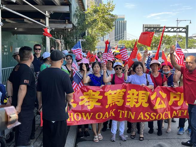 赖清德出席侨宴 近百陆侨率队抗议。曾薏苹摄