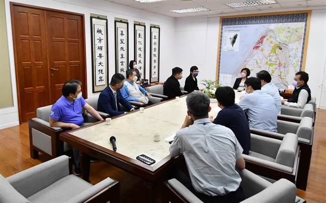 益彰股份有限公司董事长刘嘉诚说，回首这2年多时间，益彰克服疫情爆发、乌俄战争、全球升息及原物料飙涨等四大考验。要感谢县府与市公所团队的支持与协助，完成相关行政程序。（本报资料照片）